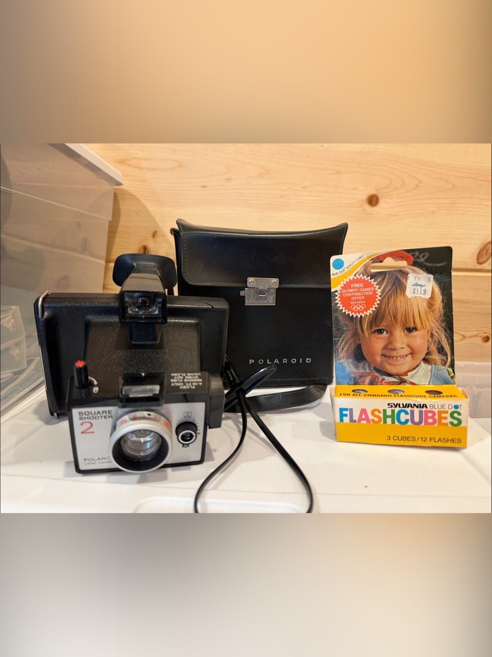 Polaroid Square Shooter 2 Instant Camera in Black with Black Case circa 1970’s